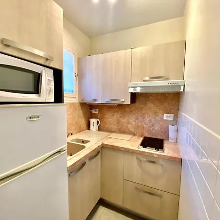 Апартаменты Le Clos Des Oliviers Ideal Curiste Et Travailleurs Cadarache